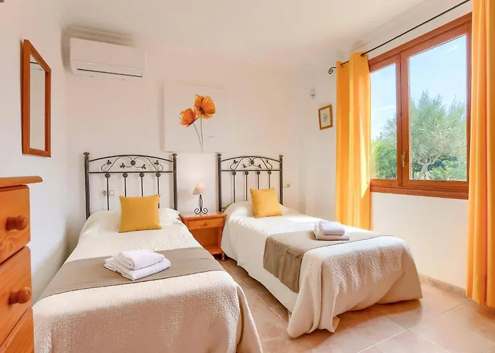 Garriguer By Villa *